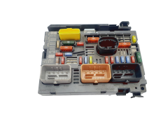 Steuergerät BSM-R02-00 9675877980 PSA Delphi 40399 Steuergerät BSM-R02-00 9675877980 PSA Delphi 40399
