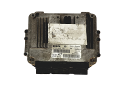 Steuergerät 0281010390 9647785880 9647158380 PSA Bosch 30490