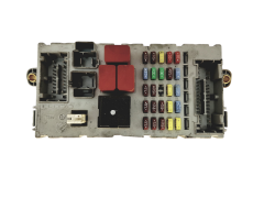 Sicherungskasten Relaiskasten Fiat Lancia 51799306 CPL 25724
