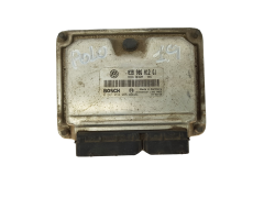 Steuergerät 0281010965 038906012GJ Skoda VW Bosch 15396