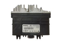 Steuergerät 0261203647/648 032906026G 26SA0000 VW Bosch