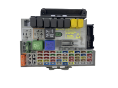 Sicherungskasten Relaiskasten Opel 24412497 GM 50581