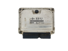 Steuergerät VW 038906019CJ 0281010302 Bosch 39338 Steuergerät VW 038906019CJ 0281010302 Bosch 39338