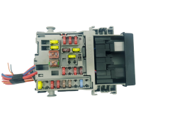 Sicherungskasten Relaiskasten 13222786  Opel GM