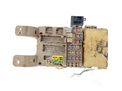 Sicherungskasten Relaiskasten Toyota 82641-13040 232300-0231 Denso 38717 Sicherungskasten Relaiskasten Toyota 82641-13040 232300-0231 Denso 38717