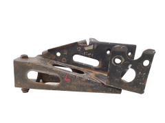 Befestigung, Halterung Links Renault Master 2 Movano 8200395102 Befestigung, Halterung Links Renault Master 2 Movano 8200395102