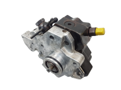 Einspritzpumpe Bosch 33100-27400 0445010121 2.0 CRDI KIA Hyundai 1111