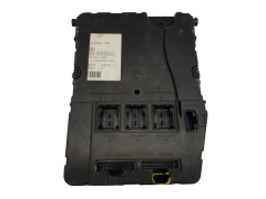 Steuergerät Renault UCH X84 N2 8200305575 S118400200I Siemens