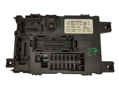 Sicherungskasten Relaiskasten Fiat 00517954290 28079637 Delphi 22420