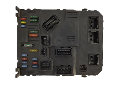Steuergerät BSI E02-00 MG 9657999780 S118085220F PSA 1249