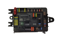 Sicherungskasten Relaiskasten 6114 V8 9337881 01 19447.000.001 BMW