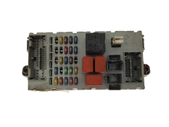Sicherungskasten Relaiskasten Fiat 51734379 51733921 501210050080 Delphi 20602