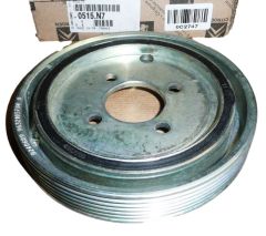 Riemenscheibe Für Kurbelwelle OE  Citroen Peugeot 406 C5 Xsara Pic 1.8 0515N7 