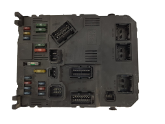 Steuergerät BSI E02-00 S118085220A 9649627880 PSA Siemens 1177 Steuergerät BSI E02-00 S118085220A 9649627880 PSA Siemens 1177