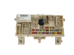 Sicherungskasten Relaiskasten Ford 4M5T-14A073-CG 519099600 Sicherungskasten Relaiskasten Ford 4M5T-14A073-CG 519099600