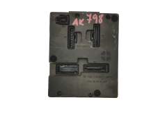 Steuergerät BSI 7703297930 S108502400B Renault Siemens 22750