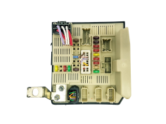 Steuergerät USM-X61 N2 8200451902 Renault Steuergerät USM-X61 N2 8200451902 Renault