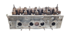 Zylinderkopf 0200AT 9622242010 Z01 1.4 8v EGR Citroen Peugeot 13093