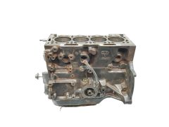 Motorblock Komplett NFT 1.6 8v Peugeot 306 2001r Motorblock Komplett NFT 1.6 8v Peugeot 306 2001r