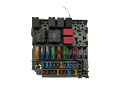 Sicherungskasten Relaiskasten Fiat 46841646 20746