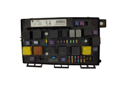 Sicherungskasten Relaiskasten 13250232 KA 5DK009464-30 Opel GM 18817