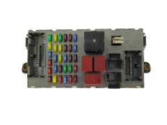 Sicherungskasten Relaiskasten 50513353 CPL Alfa Romeo Delphi 20271