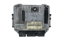 Steuergerät 0281011275 8200305678 8200269879 Renault Bosch 49602