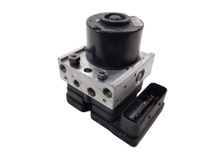 Abs-Pumpe Ford Fiesta 8V512M110AD 06.2109-5581.3 Ate 1963