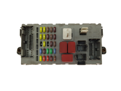 Sicherungskasten Relaiskasten Lancia 51856836 CPL Delphi 20555