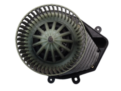 Innenraumgebläse Heizungsgebläse VW Passat Audi A4 8D1820021 740221233F 1085