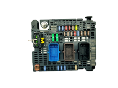 Steuergerät BSM-Z01- 01 9810295780 PSA Delphi Steuergerät BSM-Z01- 01 9810295780 PSA Delphi