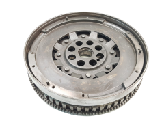 Zweimassenschwungrad 123102067R 1.6 dci Renault Megane Scenic 3 Nissan Zweimassenschwungrad 123102067R 1.6 dci Renault Megane Scenic 3 Nissan