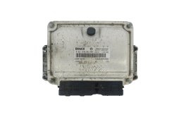 Steuergerät 0281010442 8200126983 8200049306 Renault Bosch 40863