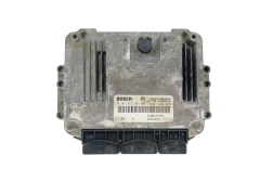 Steuergerät 0281013364 8200635663 8200833387 Renault Bosch 37664 Steuergerät 0281013364 8200635663 8200833387 Renault Bosch 37664