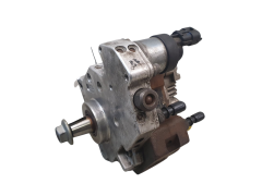 Einspritzpumpe 0445010087 8200342594 1.9 dci Bosch Renault 1057