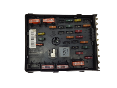 Sicherungskasten Relaiskasten 3C0937125 6359-2777 VW SEAT Audi 19501