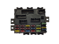 Sicherungskasten Relaiskasten Fiat 46517276 20143