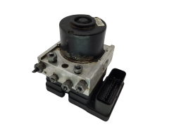 Abs-Pumpe Ford Fiesta 8V512M110AD 06.2109-5581.3 Ate 3858