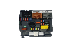 Steuergerät BSM-00 R09 9667199780 PSA Valeo 44477 Steuergerät BSM-00 R09 9667199780 PSA Valeo 44477