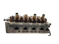 Zylinderkopf 8200308854--G 7701478273 1.2 16v Renault Clio 4 73000km Zylinderkopf 8200308854--G 7701478273 1.2 16v Renault Clio 4 73000km
