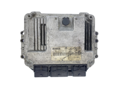 Steuergerät 0281011529 8200051608 8200389519 Renault Bosch 63316