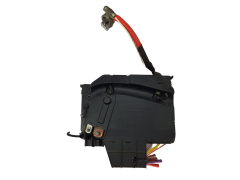 Sicherungskasten Relaiskasten AV6T-14A067-BC Ford FoMoCo 18444