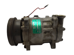 Kompressor Klimaanlage Klimakompressor Renault Clio I 7700272497 SD7V16 1135 717 Kompressor Klimaanlage Klimakompressor Renault Clio I 7700272497 SD7V16 1135 717