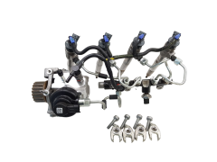 Einspritzpumpe Komplett 0445110800 0445010763 1.5 dCi Renault Dacia 0 km S3