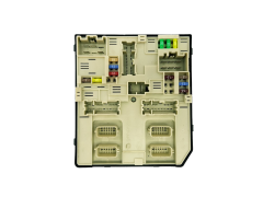 Steuergerät USM-2010 Renault 284B68727R 519534F00 Steuergerät USM-2010 Renault 284B68727R 519534F00