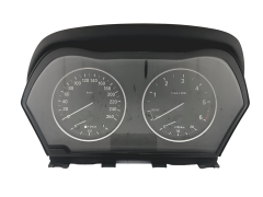 Tacho Kombiinstrument BMW 1 6210 9371834 9232891 Johnson