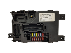 Sicherungskasten Relaiskasten Fiat 00517954290 28079637 Delphi 19719