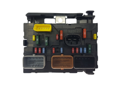 Steuergerät BSM-L03-00 9659741780 PSA Delphi 1759 Steuergerät BSM-L03-00 9659741780 PSA Delphi 1759