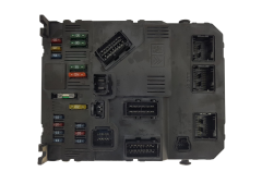Steuergerät BSI E01-00 S118085320C 9652474680 PSA Siemens 1339 Steuergerät BSI E01-00 S118085320C 9652474680 PSA Siemens 1339