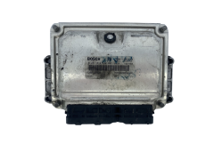 Steuergerät 0281010442 8200199726 8200049306 Renault Bosch 52058